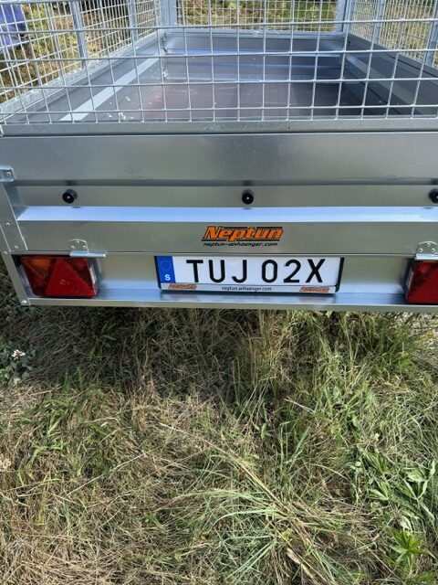 Neptun Pratik N7-253 750kg Flakvagn med 400mm gallersidor - Bild 3