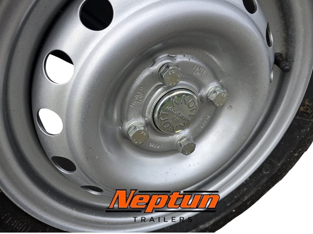 Neptun Navy båttrailer navkapsel